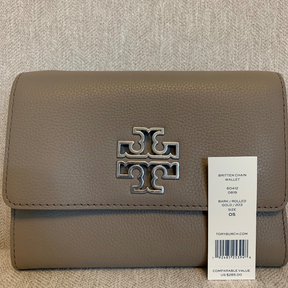 Tory Burch Britten Chain Wallet - Picture 6 of 16